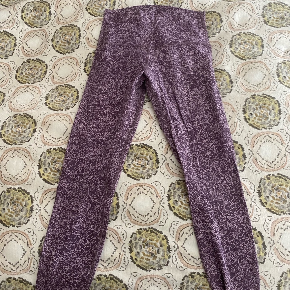 Lululemon Align Leggings - Size 6